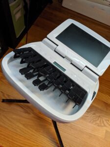 A Luminex stenography machine.